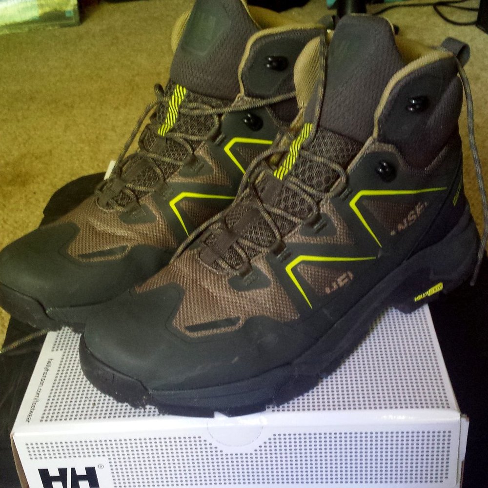 Helly Hansen Cascade Mid Waterproof Hiking Boots, Size 9.5